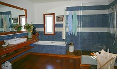 bathroom / shower